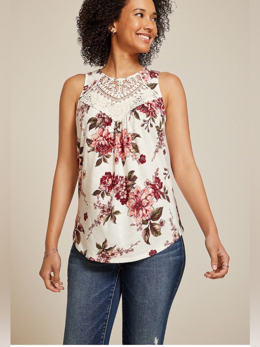 🩷. NAIF Cream Floral Crochet Yoke Sleeveless Camisole